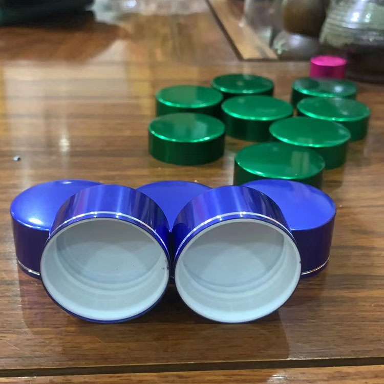 28mm injection moulding caps