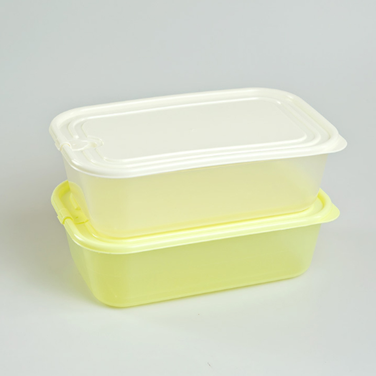 Container injection mold design