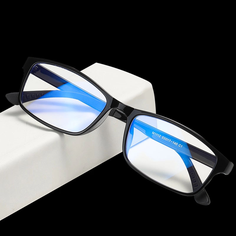 Eyeglasses injection moulding