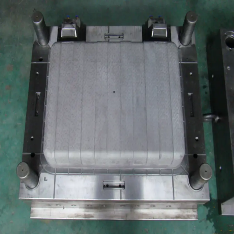 Car bumper molding