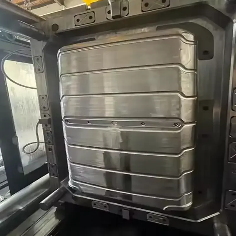 Car bumper molding