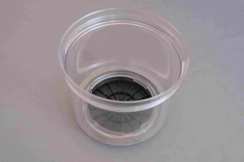 Injection mold for automotive components